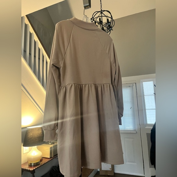 Cozy NWOT babydoll dress - Picture 2 of 6
